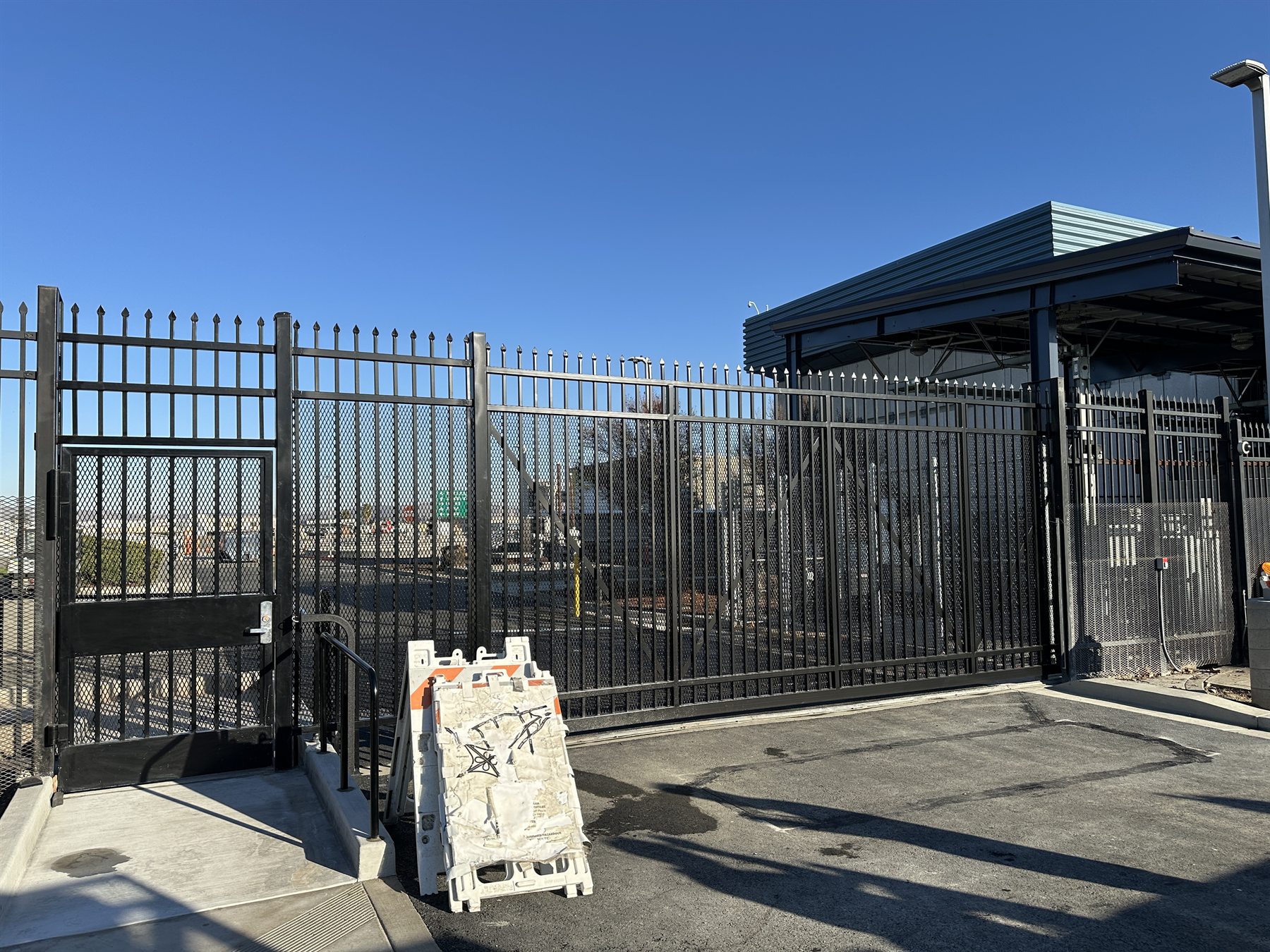 Commercial sliding security gate